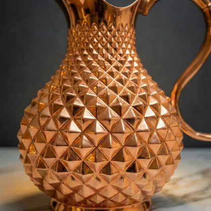 Özel Tasarım El İşçiliği Piramit Desen Bakır Sürahi (2 Litre)