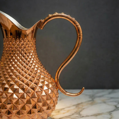 Özel Tasarım El İşçiliği Piramit Desen Bakır Sürahi (2 Litre)
